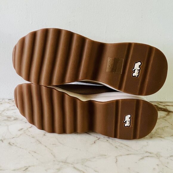 COACH Light Khaki Blush C147 Runner Sneakers - US 8 - Picture 8 of 8